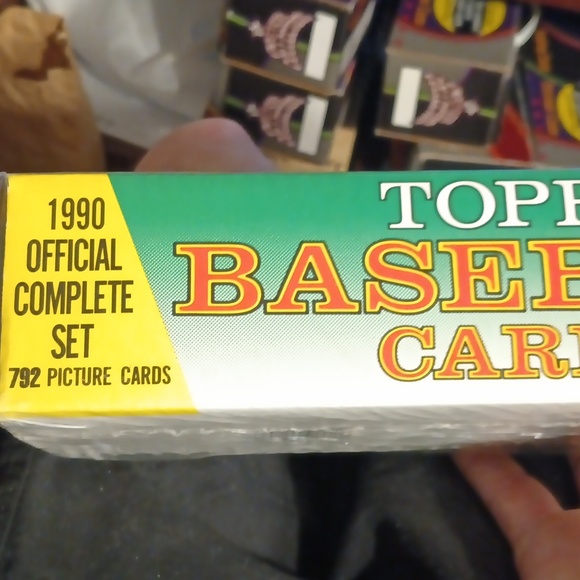 Topps 1990 baseball card factory sealed set brand new shirked wrapped in the box - Picture 9 of 10
